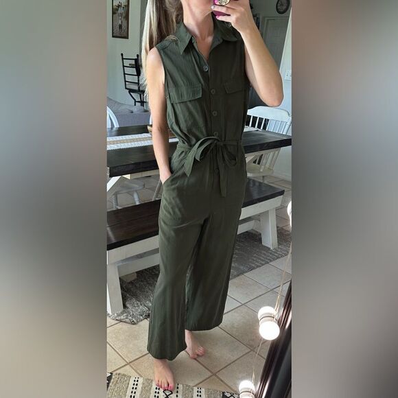Max Studio Olive Green Button Down Sleeveless Ankle Jumpsuit - Picture 2 of 8